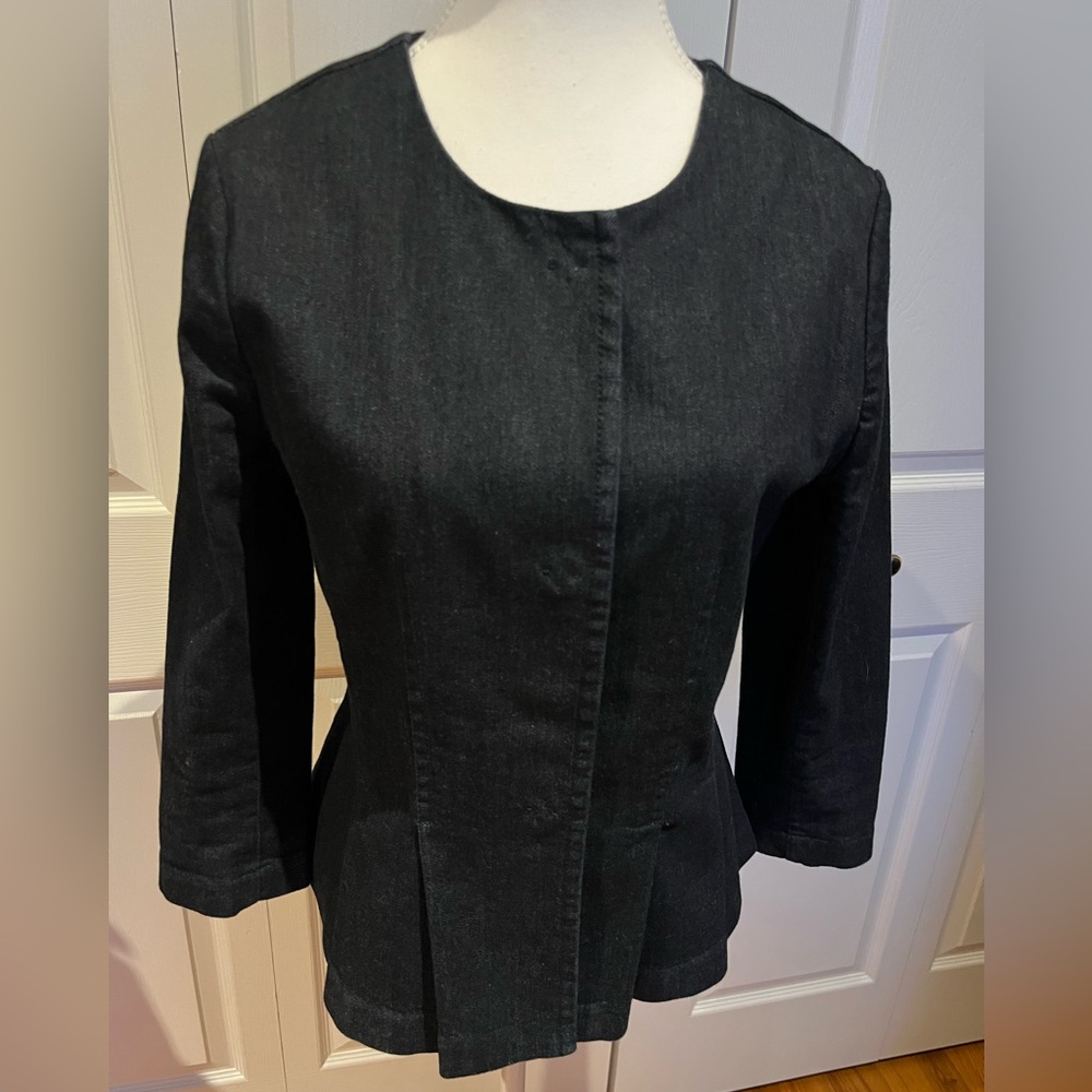 Banana Republic Denim Peplum Pleated Jacket, Size 6